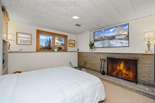 38027 Mallast Street, Harrison Charter Township, MI 48045