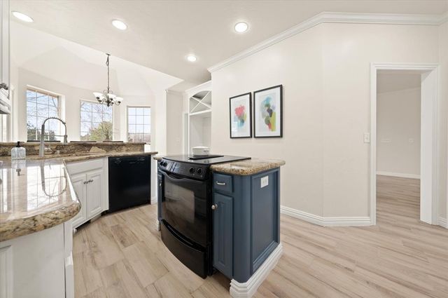 744 Longmeadow Lane, Edmond, OK 73003