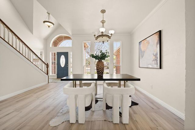 744 Longmeadow Lane, Edmond, OK 73003