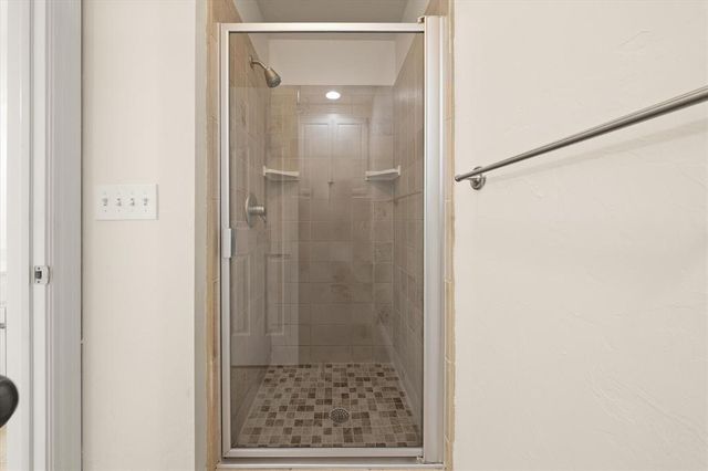 744 Longmeadow Lane, Edmond, OK 73003