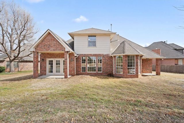 744 Longmeadow Lane, Edmond, OK 73003