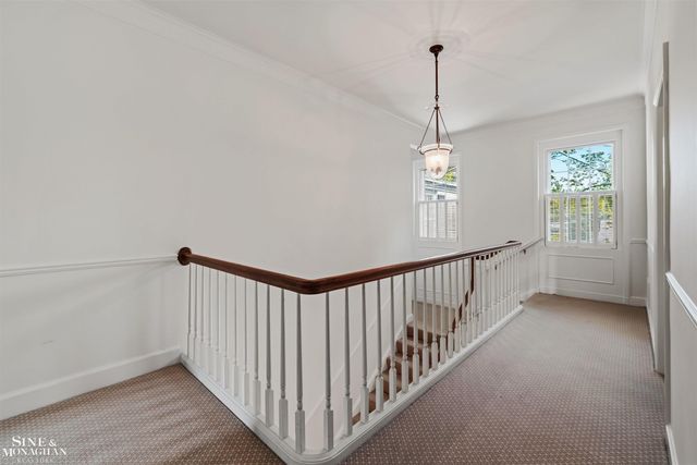 481 Kercheval Avenue, Grosse Pointe Farms, MI 48236