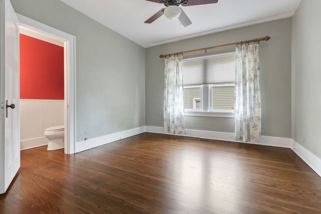 518 South Street, West Dundee, IL 60118