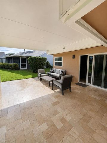 1842 EDGEWATER Drive, Boynton Beach, FL 33436