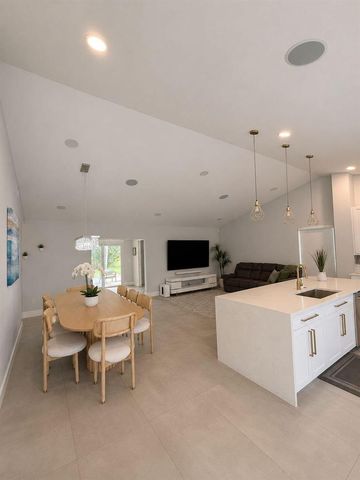 1842 EDGEWATER Drive, Boynton Beach, FL 33436