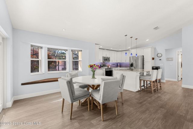 100 Echo Court SE, Palm Bay, FL 32909