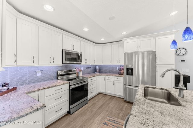 100 Echo Court SE, Palm Bay, FL 32909