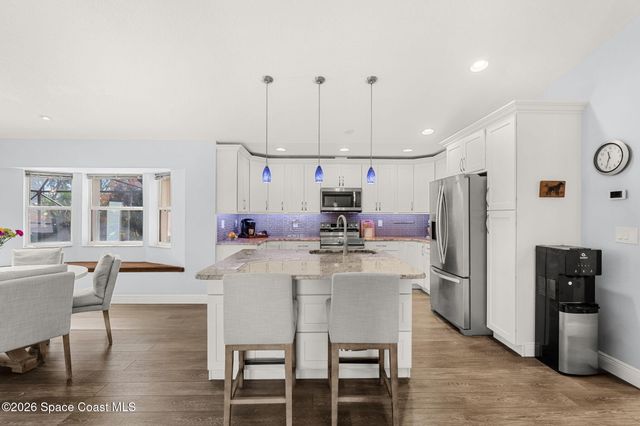 100 Echo Court SE, Palm Bay, FL 32909