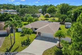 100 Echo Court SE, Palm Bay, FL 32909