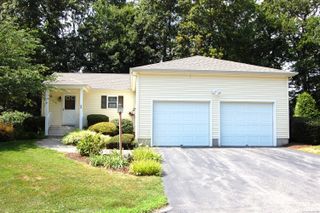 25 Indian Hill Road, Montville, CT 06382
