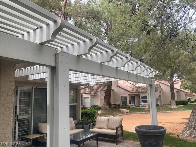 7061 Bright Springs Court, Las Vegas, NV 89113