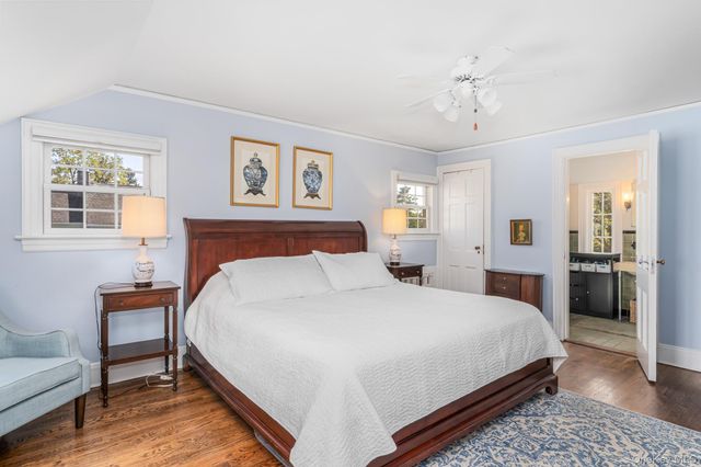 38 Prospect Avenue, Garden City, NY 11530