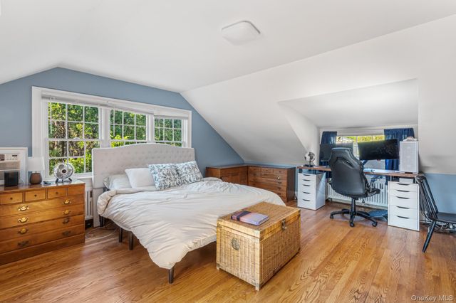 38 Prospect Avenue, Garden City, NY 11530