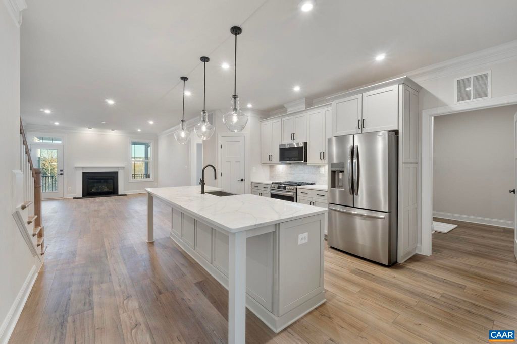 1331 LACONIA LN, Charlottesville, VA 22911