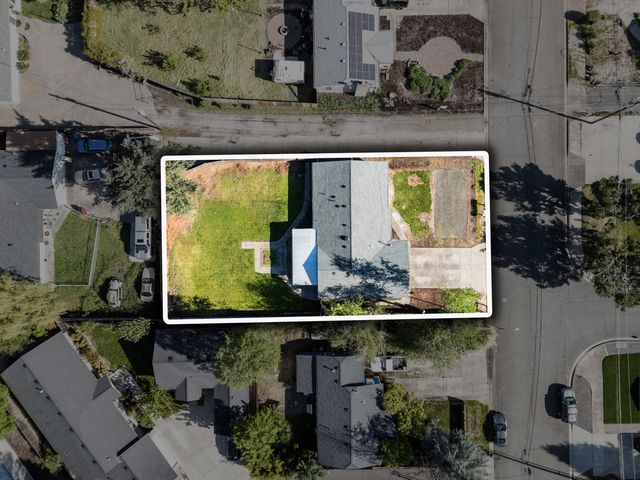 2711 Elliott Avenue, Medford, OR 97501