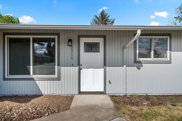 2711 Elliott Avenue, Medford, OR 97501