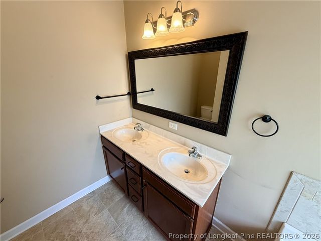 422 Jamestown Avenue, Fayetteville, NC 28303