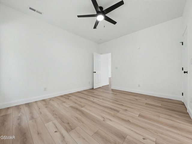 2435 Scenic Mountain Drive, Sevierville, TN 37876