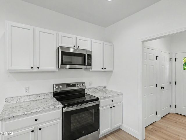 2435 Scenic Mountain Drive, Sevierville, TN 37876