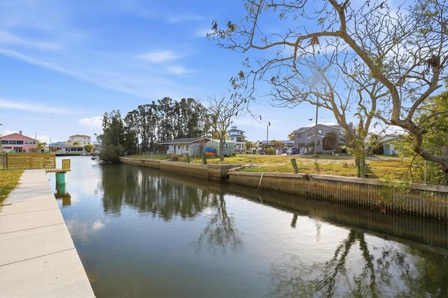 14203 SHILOH COURT, Hudson, FL 34667