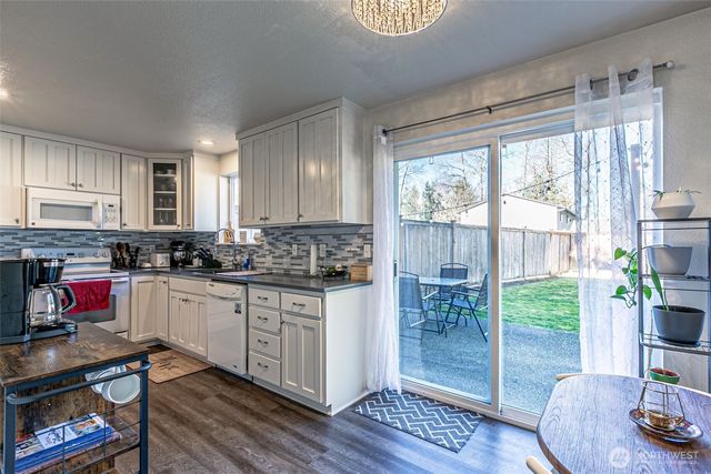 12409 121st Street E, Puyallup, WA 98374