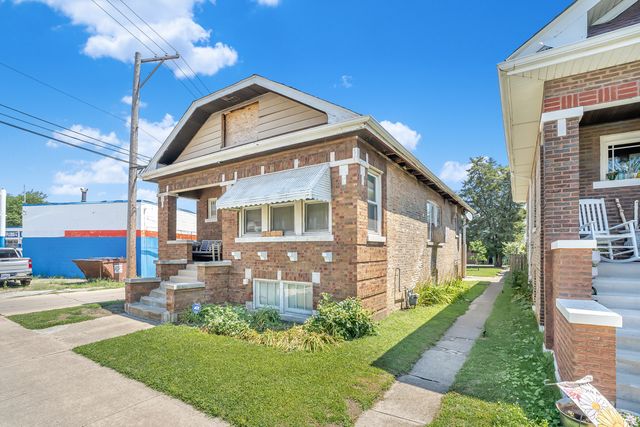 3425 Elmwood Avenue, Berwyn, IL 60402