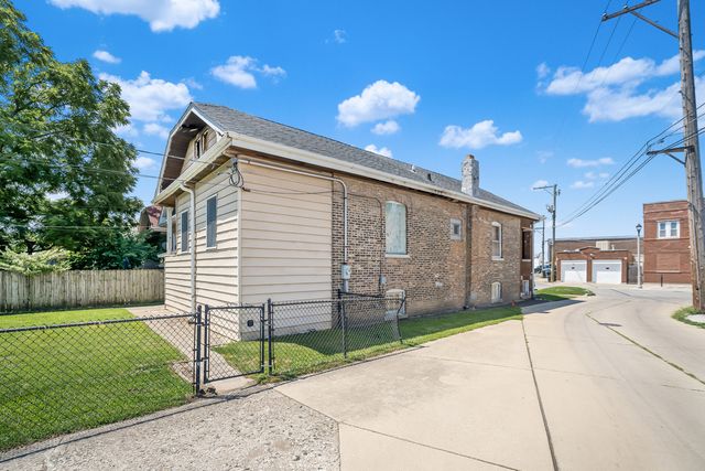 3425 Elmwood Avenue, Berwyn, IL 60402