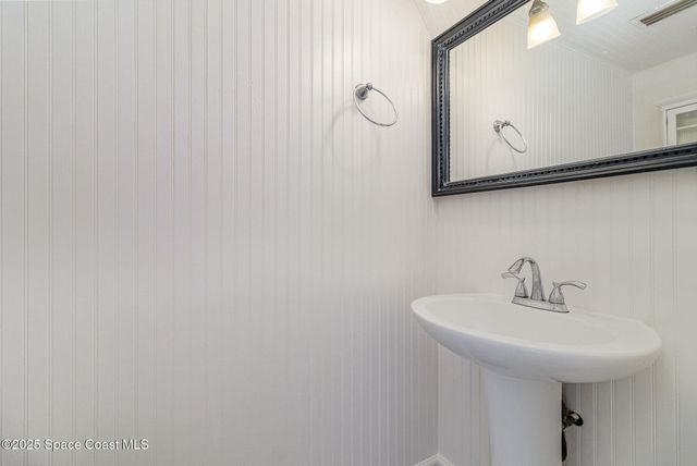 1800 S Orlando Avenue 1, Cocoa Beach, FL 32931