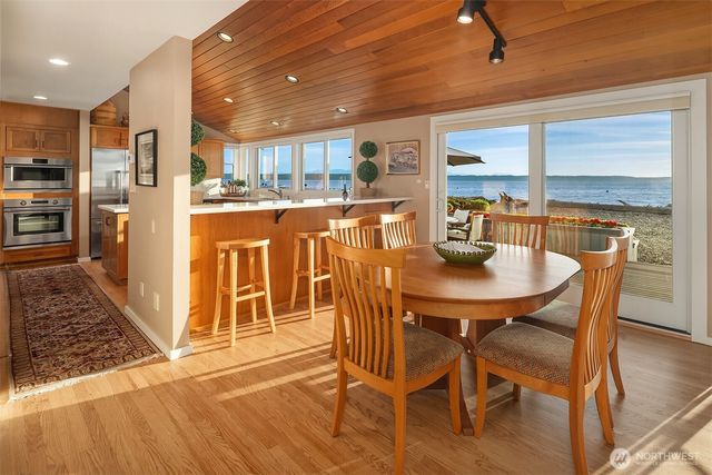309 Seascape Dr., Camano Island, WA 98282