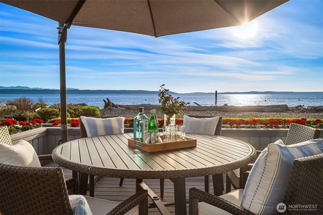 309 Seascape Dr., Camano Island, WA 98282