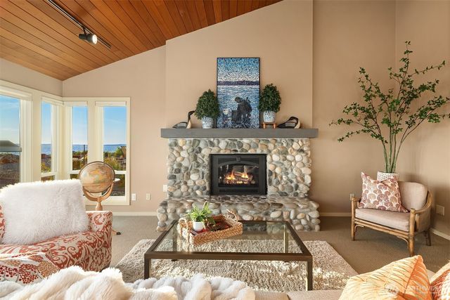 309 Seascape Dr., Camano Island, WA 98282