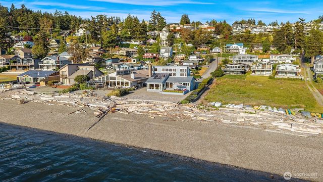 309 Seascape Dr., Camano Island, WA 98282