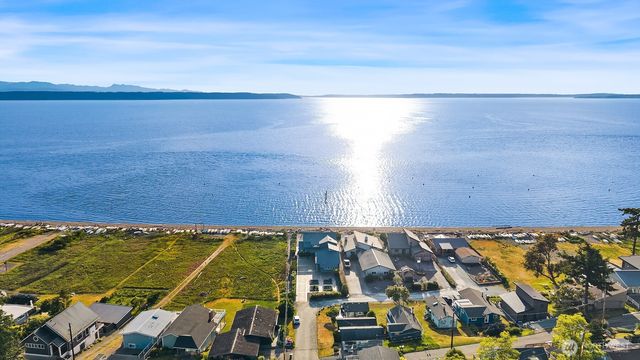 309 Seascape Dr., Camano Island, WA 98282