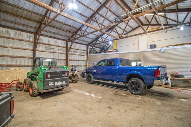 270 31st Street, Hills, MN 56138