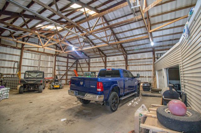 270 31st Street, Hills, MN 56138