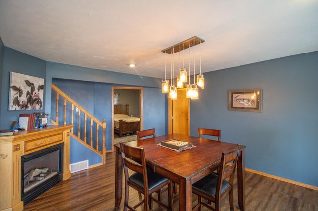 270 31st Street, Hills, MN 56138