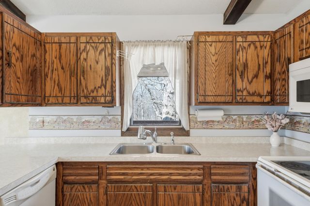 175 196th Drive NW, Elk River, MN 55330