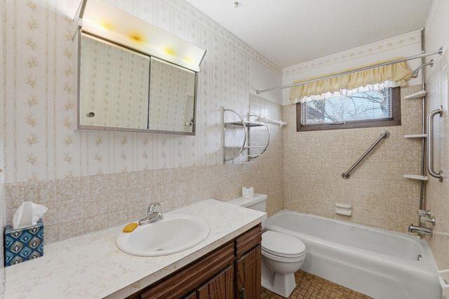 175 196th Drive NW, Elk River, MN 55330