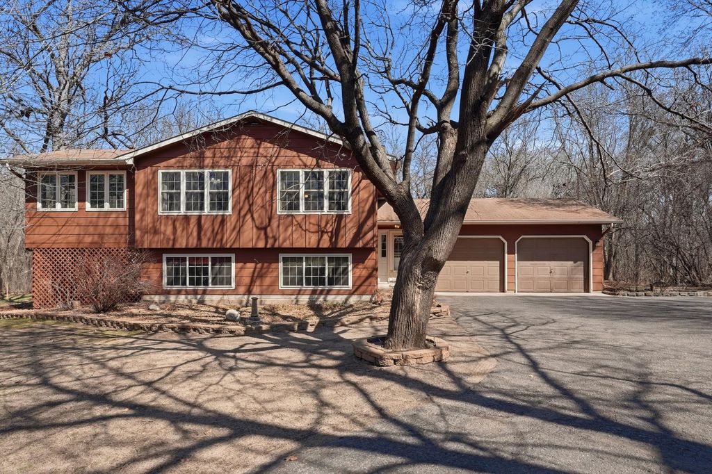 175 196th Drive NW, Elk River, MN 55330