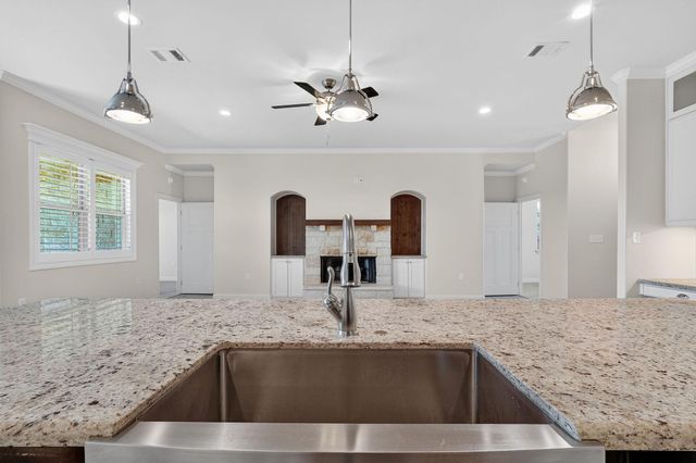 15628 Shady Brook Lane, College Station, TX 77845