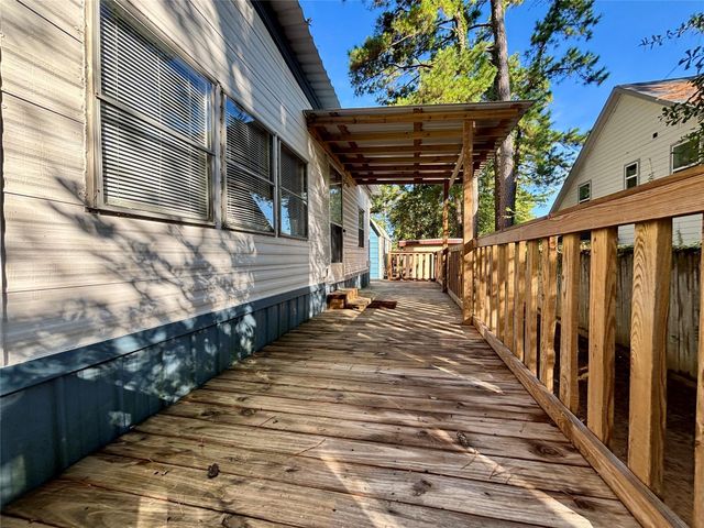 13405 Commander Circle, Willis, TX 77318