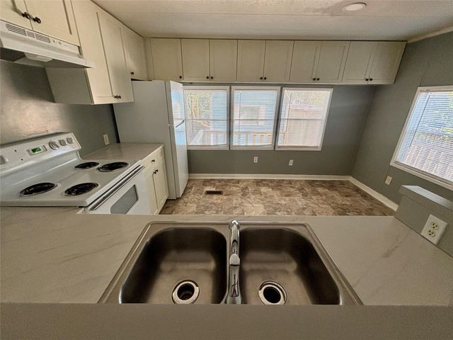 13405 Commander Circle, Willis, TX 77318