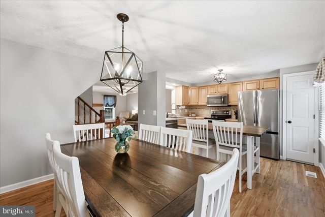 44084 FERNCLIFF TER, Ashburn, VA 20147