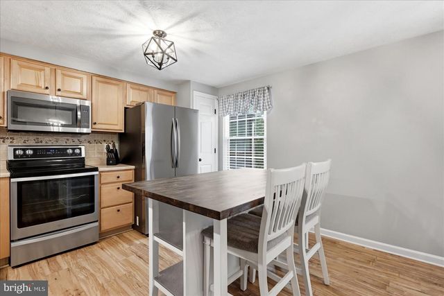 44084 FERNCLIFF TER, Ashburn, VA 20147