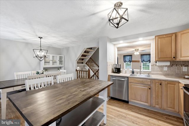 44084 FERNCLIFF TER, Ashburn, VA 20147