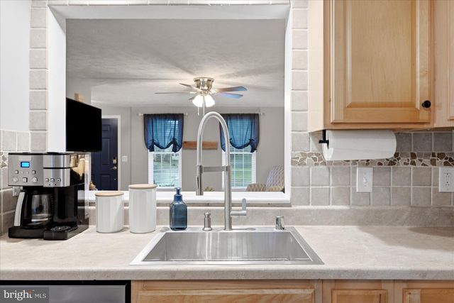 44084 FERNCLIFF TER, Ashburn, VA 20147