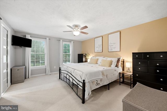 44084 FERNCLIFF TER, Ashburn, VA 20147
