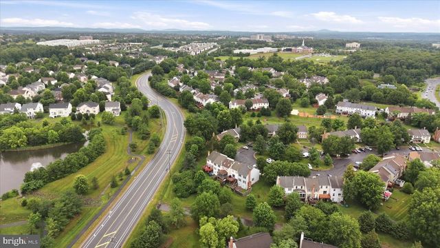 44084 FERNCLIFF TER, Ashburn, VA 20147