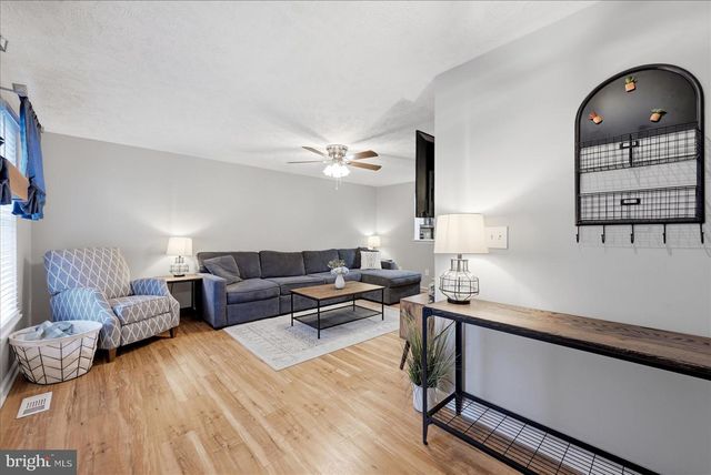 44084 FERNCLIFF TER, Ashburn, VA 20147