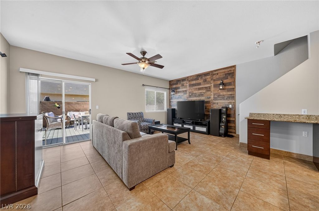 8688 Tomnitz Avenue 103, Las Vegas, NV 89178 — photo 3